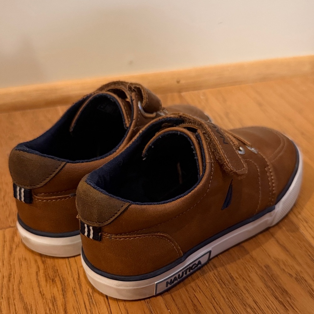 Nautica Kids Brown Sneakers with Velcro Strap - Picture 2 of 5
